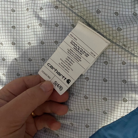 Carharrt Women’s Rain Jacket - Picture 5 of 9